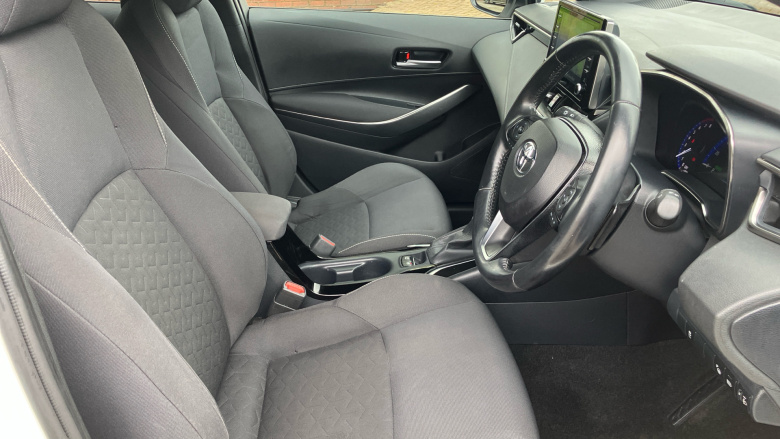 Toyota Corolla 2.0 VVT-i Hybrid Design 5dr CVT Hybrid Estate